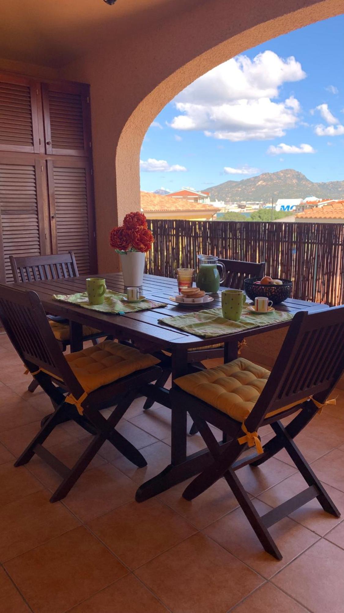 Casa Sofia Vista Porto Apartment Olbia Bagian luar foto